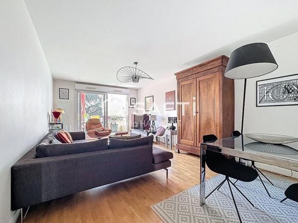 4P avec 3 chambres, un balcon et une place de parking en sous-sol