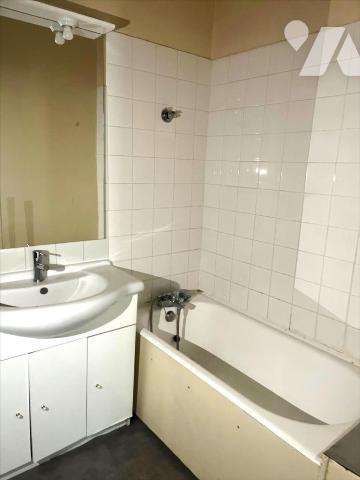 Appartement 2ch seconde cour du centre ville