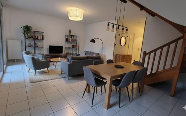 Maison à vendre    4 pièces • 96,68 m2 Étiolles