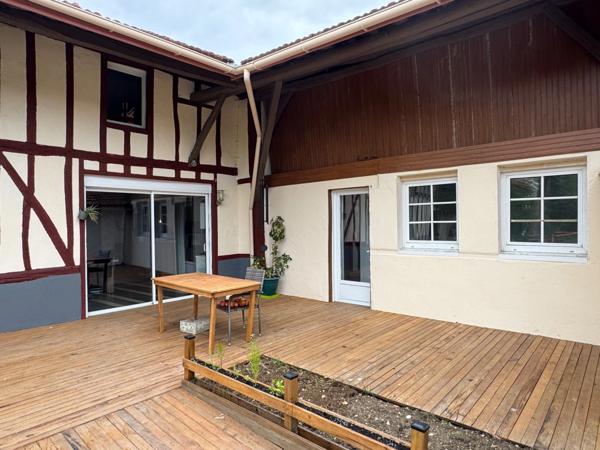 ENSEMBLE IMMOBILIER AU BEAU POTENTIEL