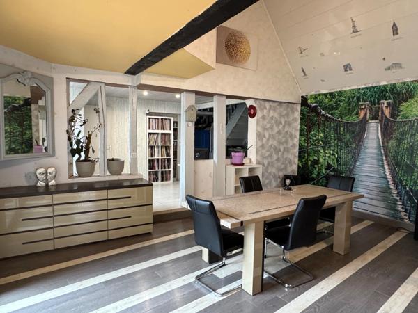 ENSEMBLE IMMOBILIER AU BEAU POTENTIEL