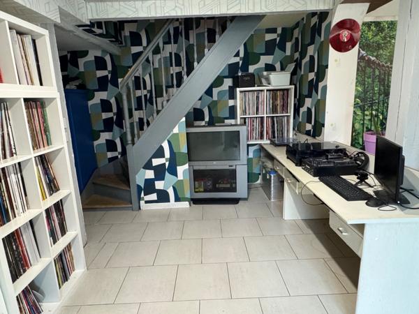 ENSEMBLE IMMOBILIER AU BEAU POTENTIEL