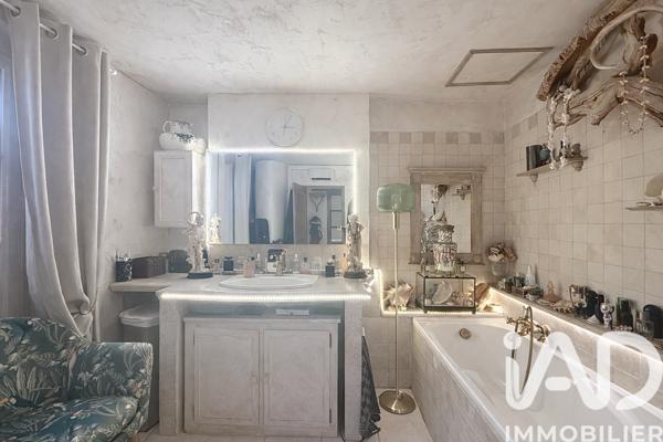 Appartement à vendre 3 pièces 70 m² Ollioules