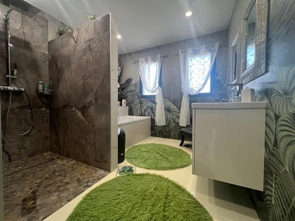 Maison d'architecte 7 pièces 184.7 m2