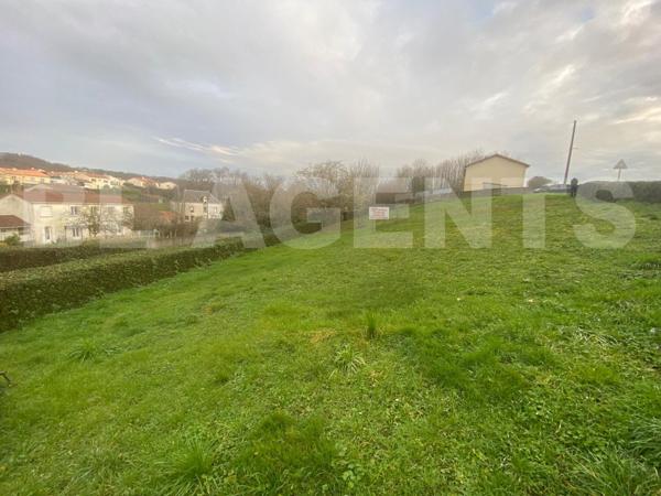 Terrain constructible à Pouzauges