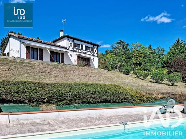 Maison à vendre 5 pièces 133,68 m² Castelnavet