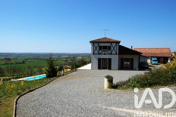 Maison à vendre 5 pièces 133,68 m² Castelnavet
