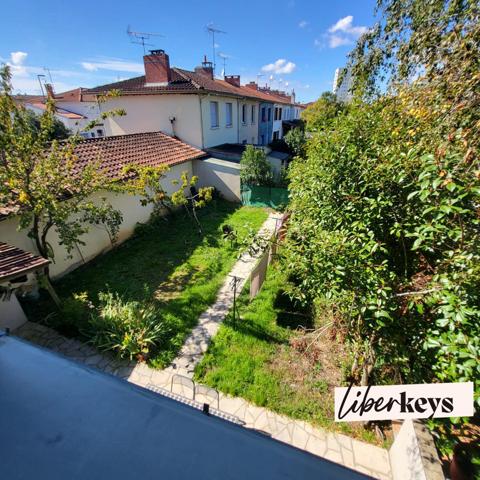 Maison de ville rénovée – 4 chambres – Garage et jardin – Albi centre à pied