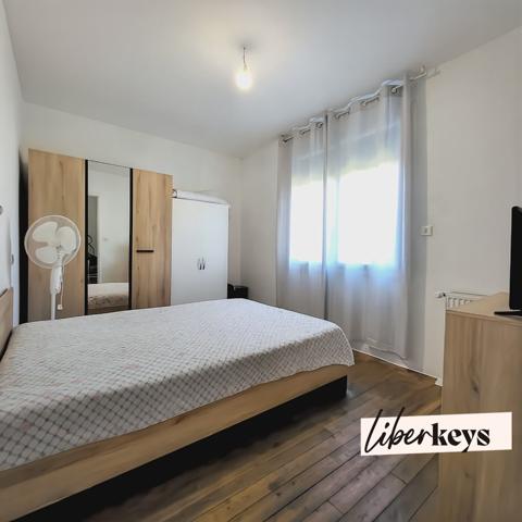 Maison de ville rénovée – 4 chambres – Garage et jardin – Albi centre à pied