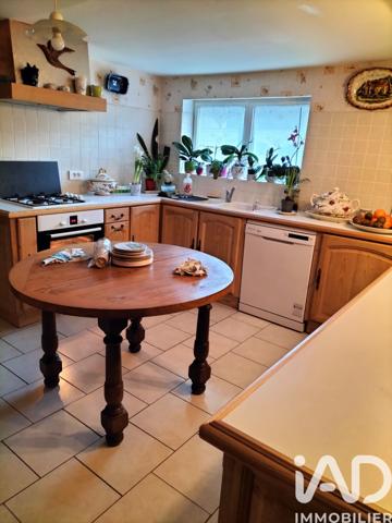 Maison à vendre 6 pièces 210 m² Louzac-Saint-André