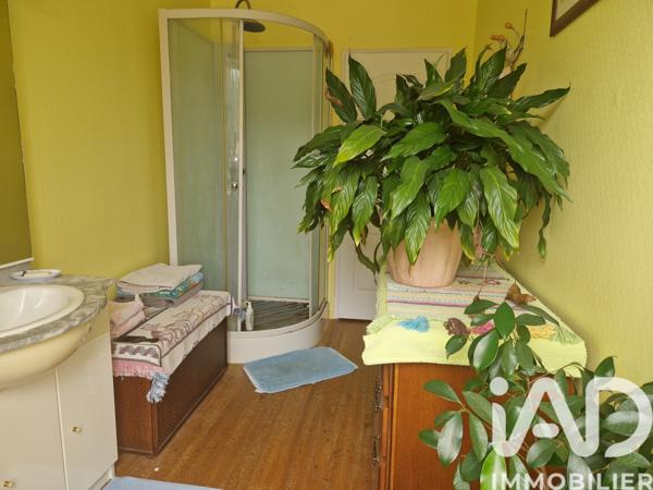 Maison à vendre 6 pièces 210 m² Louzac-Saint-André