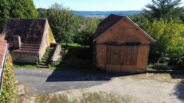 Maison ancienne - Saint-cyprien Corps de ferme à rénover – Périgord Noir – Terrain de 20 500 m²