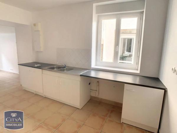 Appartement à louer 2 pièces 49.61m² Auray (56400)