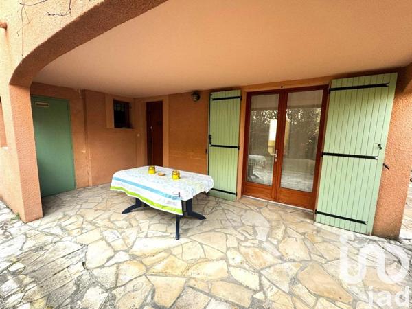 Maison traditionnelle 10 pièces de 235 m² à Ruoms (07120)