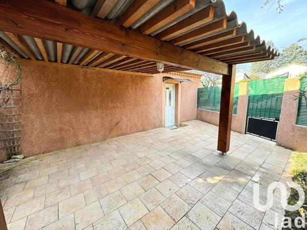 Maison traditionnelle 10 pièces de 235 m² à Ruoms (07120)