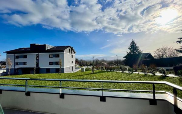 Appartement à vendre    3 pièces • 68 m2 Crozet