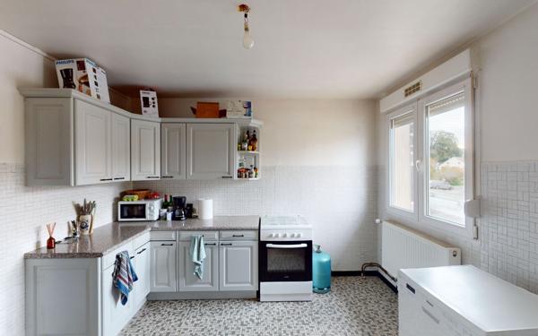 Appartement à louer    3 pièces • 59 m2 Argiésans