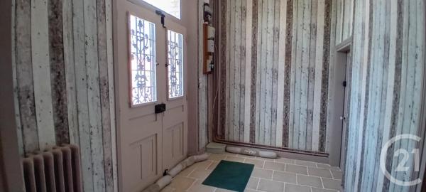 Maison à vendre  11 pièces - 173,90 m2 PERONNE - 80