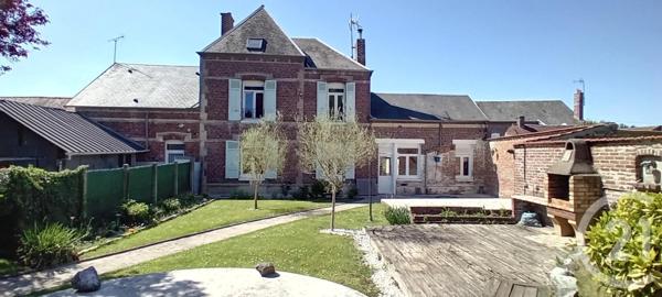 Maison à vendre  11 pièces - 173,90 m2 PERONNE - 80