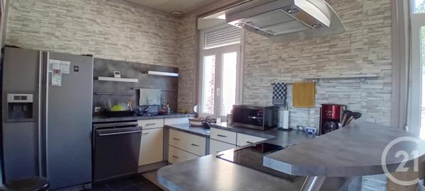 Maison à vendre  11 pièces - 173,90 m2 PERONNE - 80