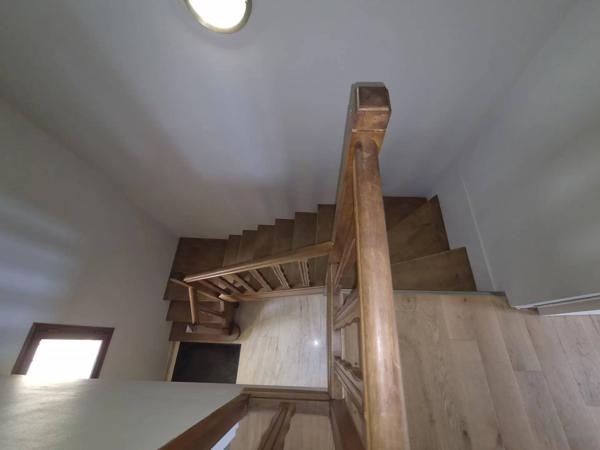 MAISON DE BOURG DE 115 M2 HABITABLE PARNE SUR ROC CITE DE CARACTERE