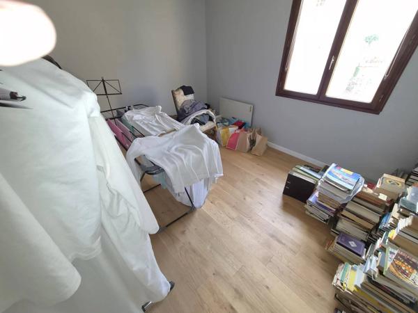 MAISON DE BOURG DE 115 M2 HABITABLE PARNE SUR ROC CITE DE CARACTERE