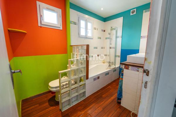 Maison 3 chambres avec jardin – Piscine, tennis et vie de quartier