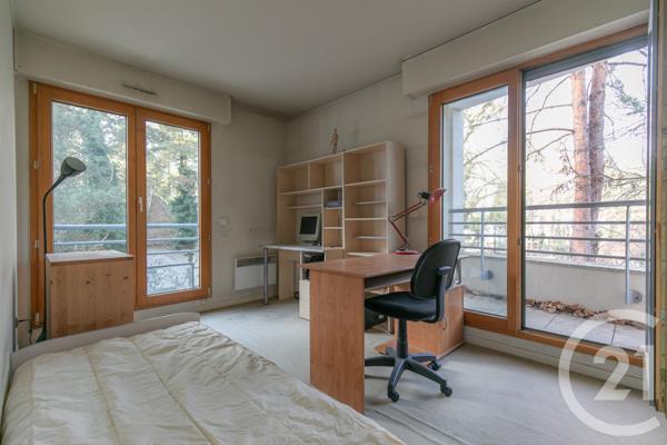 Appartement F5 à vendre  5 pièces - 100,92 m2 ST MAUR DES FOSSES - 94