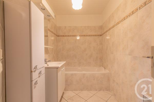 Appartement F5 à vendre  5 pièces - 100,92 m2 ST MAUR DES FOSSES - 94