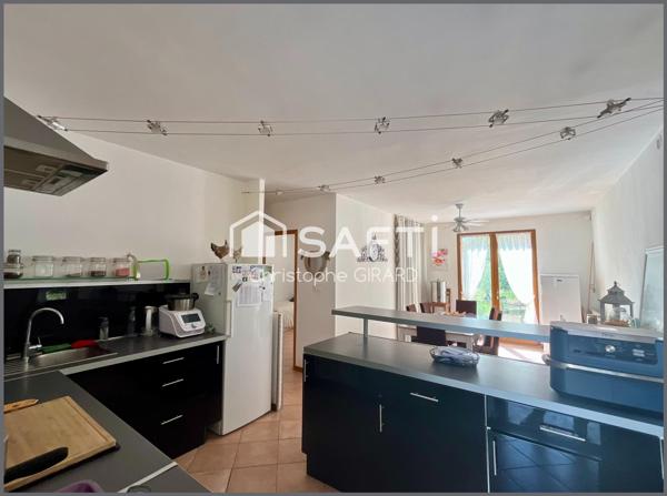Villa de 173 m² avec  Piscine sur Terrain de 1502 m²