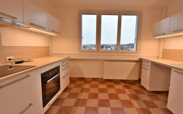 Appartement à vendre    3 pièces • 59,16 m2 Pierre-Bénite