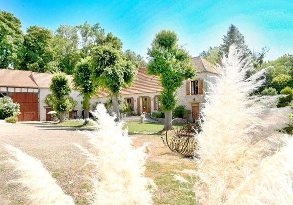 Murs commerciaux  à vendre 1 517 m² Étréchy