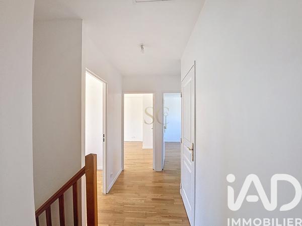 Maison à vendre 6 pièces 92,2 m² Luisant