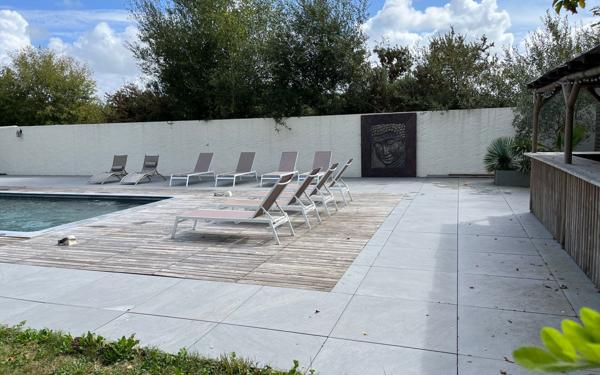 Maison à vendre    9 pièces •  Guérande