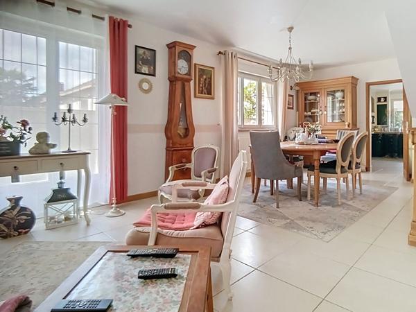 Achat maison Caudebec-lès-Elbeuf - 6 pièce(s) - 273 m² - 424 000 €