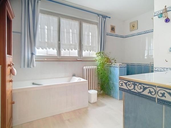 Achat maison Caudebec-lès-Elbeuf - 6 pièce(s) - 273 m² - 424 000 €