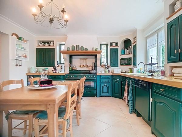 Achat maison Caudebec-lès-Elbeuf - 6 pièce(s) - 273 m² - 424 000 €