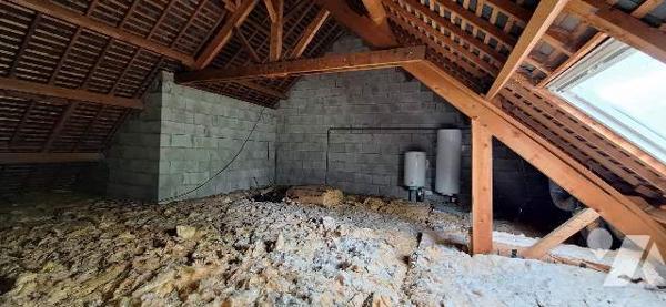 Local à usage professionnel