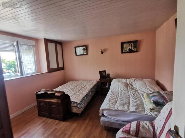 Maison à vendre à Lanvollon dans les Côtes-d'Armor (22290), ref : 22017-1321