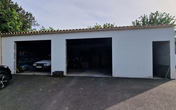 Maison à vendre    5 pièces •  Hiers-Brouage