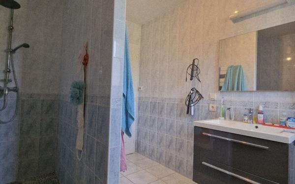 Maison à vendre    5 pièces •  Hiers-Brouage