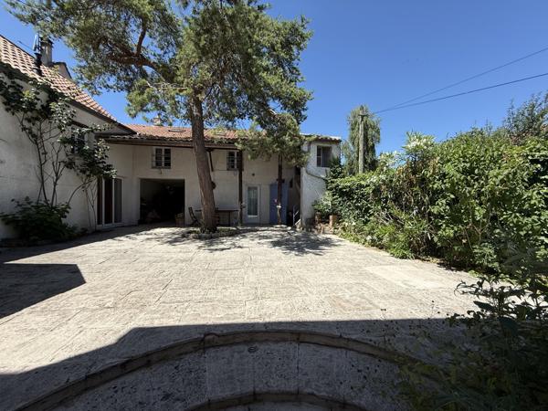 Maison 10 pièces - 250 m²