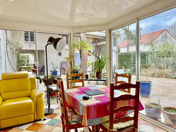 Maison 10 pièces - 250 m²