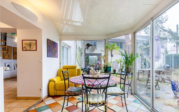 Maison 10 pièces - 250 m²