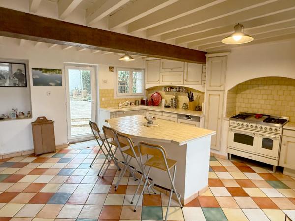 Maison 10 pièces - 250 m²