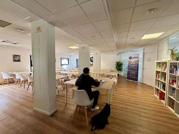 Vente Bureaux  rue de l université Lyon 7ème