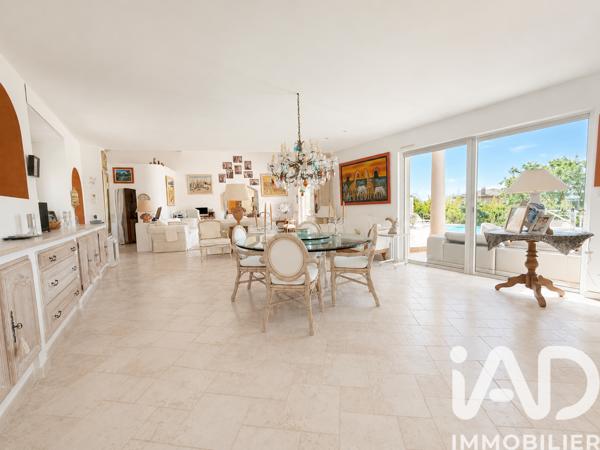Maison à vendre 7 pièces 298 m² Grimaud