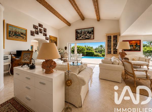Maison à vendre 7 pièces 298 m² Grimaud