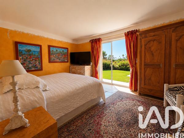 Maison à vendre 7 pièces 298 m² Grimaud