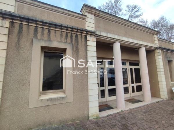 ANCIEN LOCAL MEDICAL EN CENTRE DE VILLAGE THERMAL